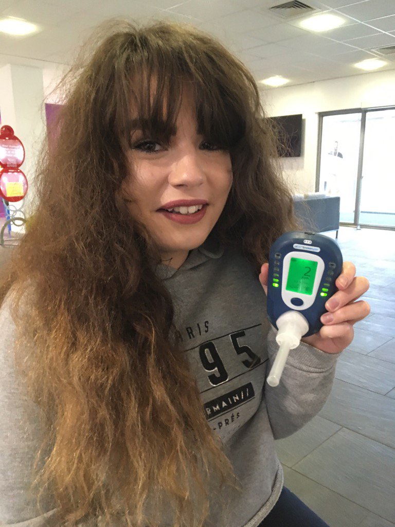 LesJacksonICE's tweet image. Christmas hols  done and 8 weeks quit well done Courtney #stokecollege #Stop4life