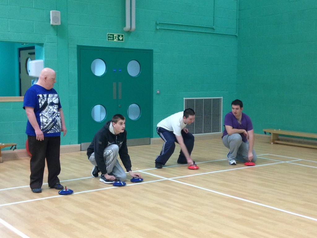 ApexMSBeds's tweet photo. Kurling at Saxon Pool this Morning! @teamBEDS @NoLimitsBedford 💚 https://t.co/2QfzI6FYFJ