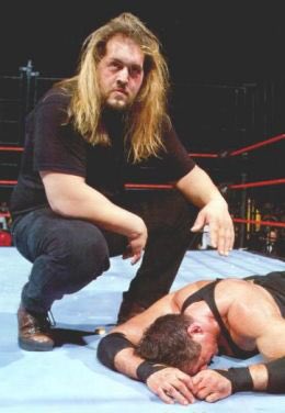 Big \ol happy birthday shout out to the 1999 Paul Wight himself (Big Show)   