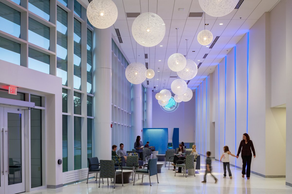 ICSConstruction's tweet image. nice shot of the lobby @umsl College of Optometry building that we completed last year. proud to be part of this addition to umsl's campus.