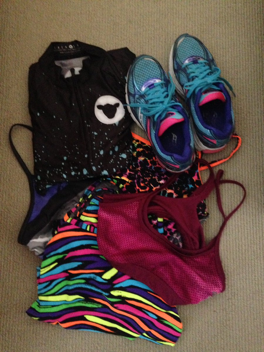 Laura Fidler tweet media