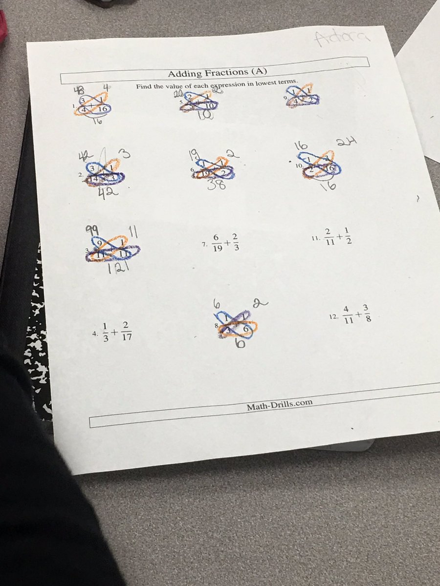 mrh5thgrade's tweet photo. Using fractions to make our own butterflies. #makingfractionsfun @CompassHMC1 https://t.co/xpwfqFjydu