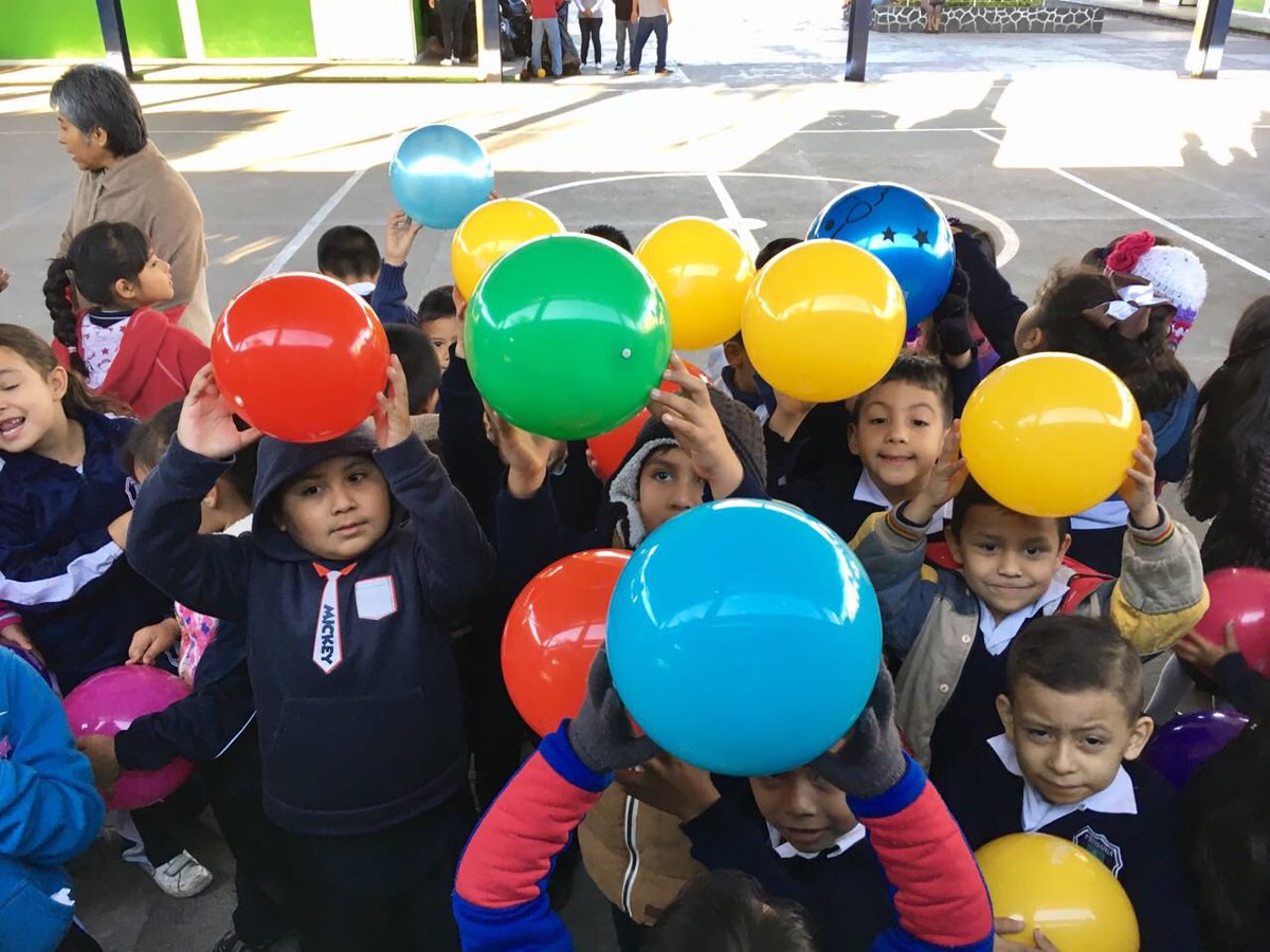 ManoloAguero_'s tweet photo. Continuamos repartiendo sonrisas a nuestros niños de #Jiutepec ! 

Acabamos de visitar a los pequeños de la prim "Miahuaxochitl" de Tejalpa https://t.co/voo06c2kPC
