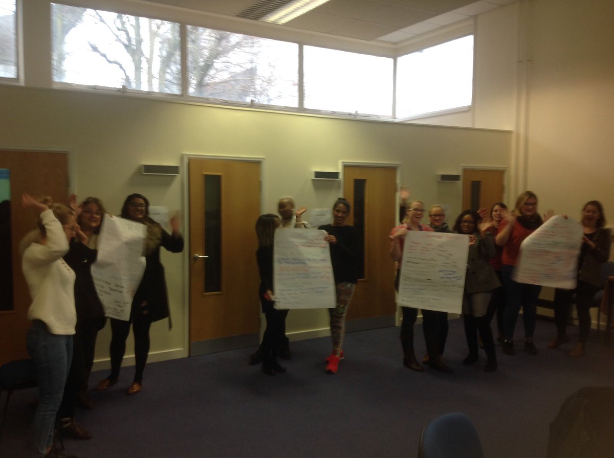 Darren Awang tweet media