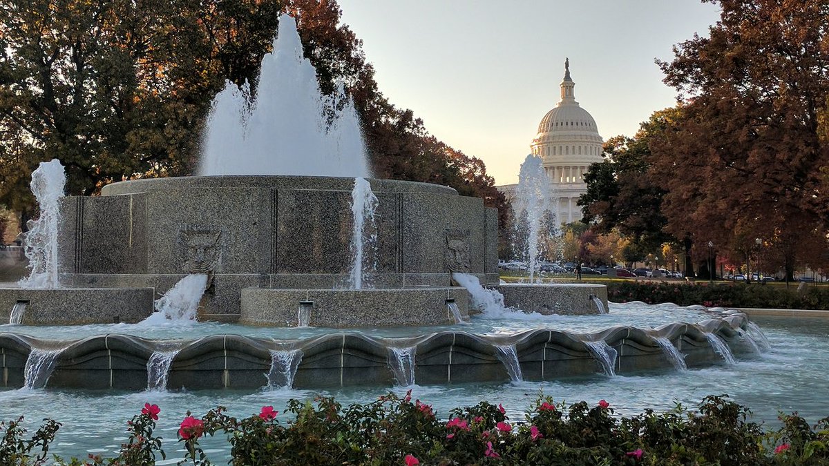 PJGradEditor's tweet image. &quot;If we do our job right, then better laws are made.&quot; -@congressfdn on creating more transparency in government :bit.ly/2ieGuA7