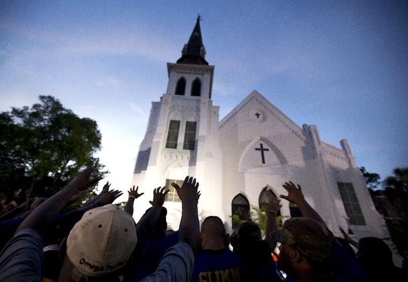 Culture_Repub's tweet photo. Wounds re-open as Dylann Roof's sentencing nears #news #getcultured https://t.co/PtnHEi6KvR https://t.co/fLGFwhvZij