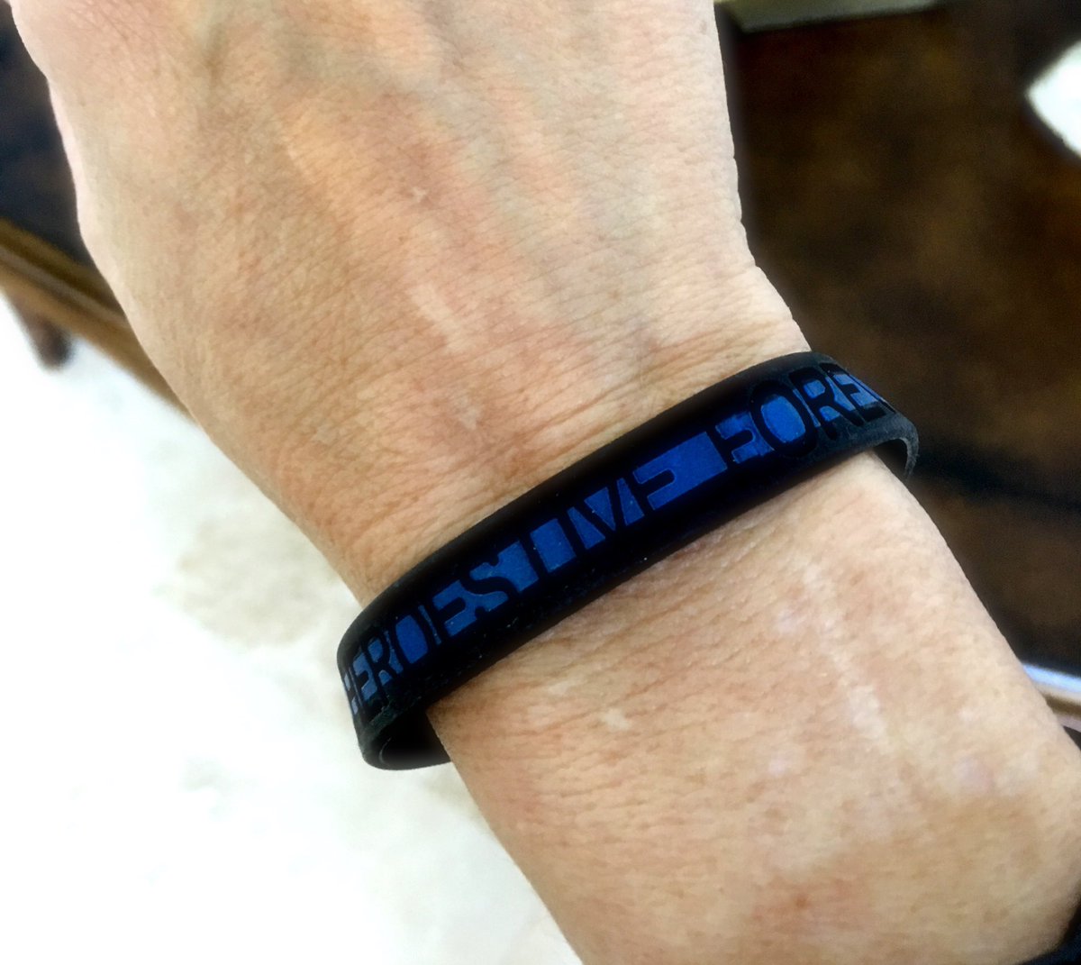 We proudly and humbly support our Orlando law enforcement. <a href="/BlueAlertUs/">Blue Alert</a> <a href="/BlueLineAcross/">BlueLineAcrossAmer</a> #ocpd #protectandserve