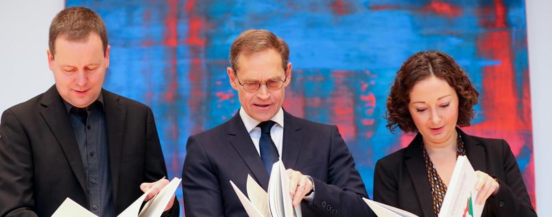 Tagesspiegel's tweet image. #100TageProgramm von #R2G: 60 Punkte für den Regierungsstart in #Berlin - von #Digitalisierung bis #Radgesetz.
tagesspiegel.de/19232630.html