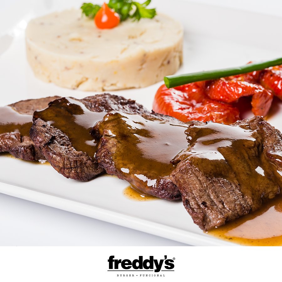 sigafreddys's tweet photo. Com um #MenuFuncional delicioso como este, fica fácil manter a dieta, concorda? #VemPraFreddys https://t.co/yoD1NvwyXd
