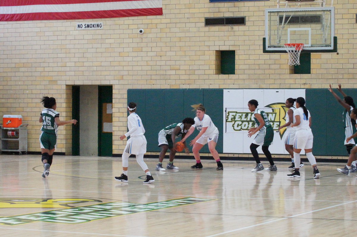 ExaminerNJ's tweet photo. #ArtsHS vs @ichswbb at the #RayLongClassic - Pictures by Bionca Chambers https://t.co/RuBv0CPmY8