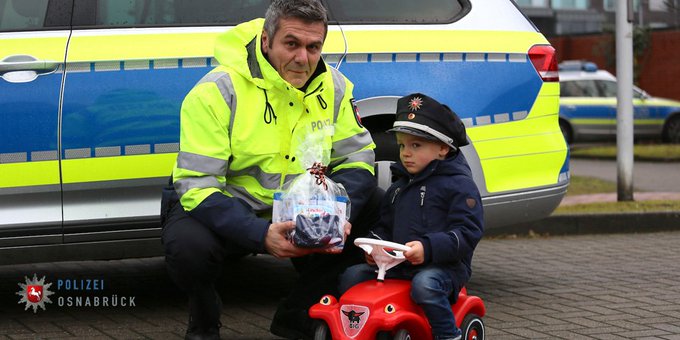 View image on Twitter