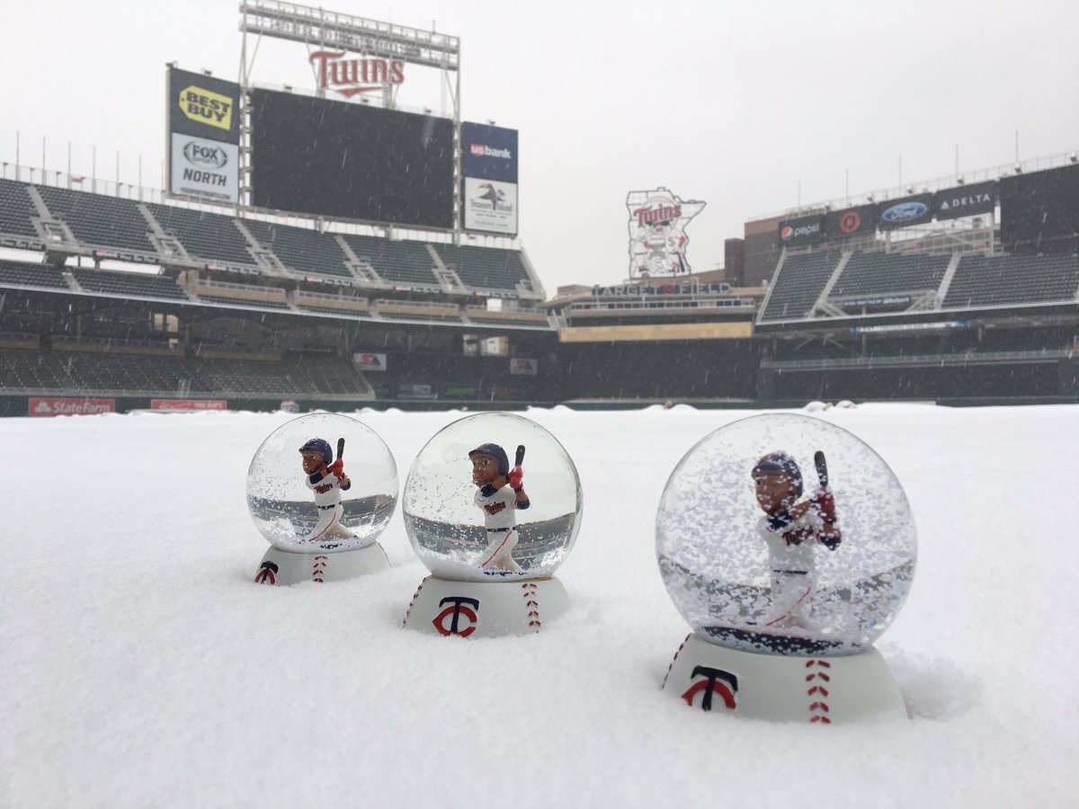 Sano-y weather today at Target Field!

RT to win a Sano Globe!