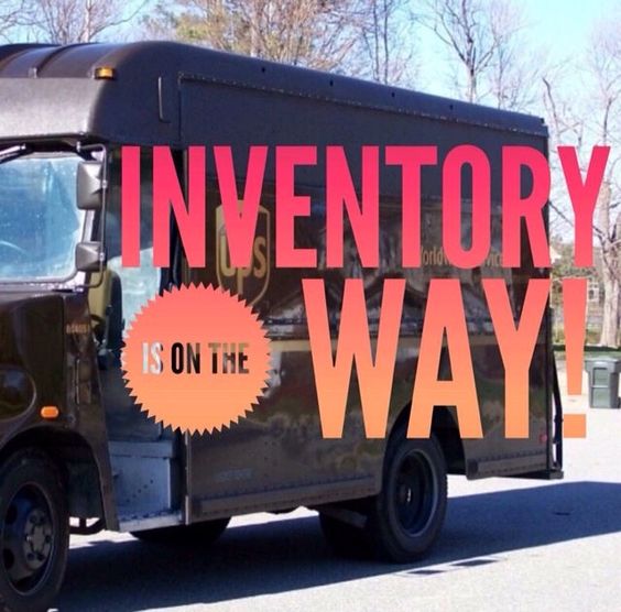 LLachuk's tweet photo. New inventory coming today! #shoplularoewithamylachuk #lularoe #newinventory https://t.co/nR49BBStxb