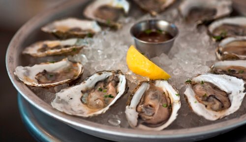 That's right two days in a row! $1 Duxbury Oysters tonight starting at 3pm available until sold out #2jerks #raynhamma #buckashuck