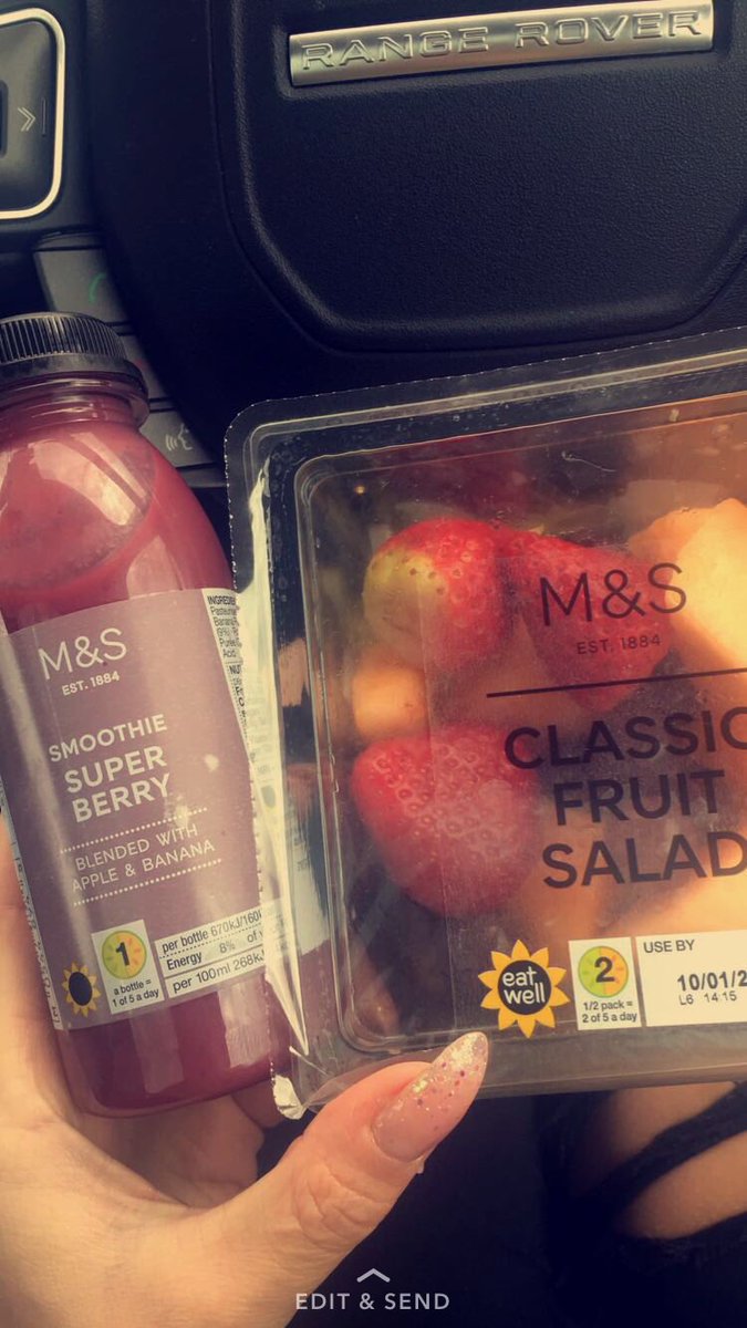 KeyHealthLtd's tweet image. So hard eating well on the road, had to walk across a foot bridge for this rascal 😂 &amp;amp; stay strong walking past Burger King TWICE  🙈👊🏼😂