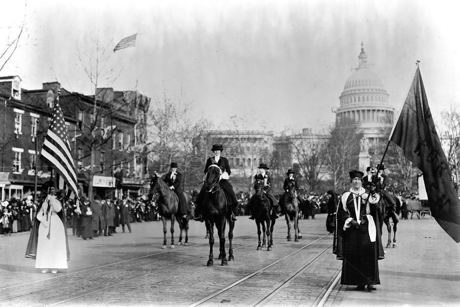 In 1913, Women Marched on Washington. This Month, They March Again >> AMAZING photos
bit.ly/2jnuJVF