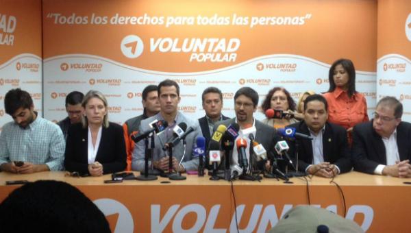 NTN24ve's tweet photo. “Oficialmente Nicolás Maduro no es presidente de Venezuela”, asegura líder opositor Freddy Guevara https://t.co/RuX3hMCIm5 https://t.co/GnfG3KBMGr