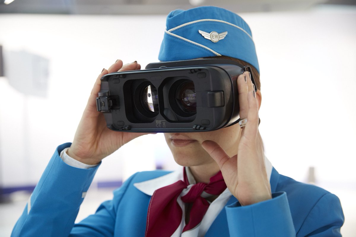 lufthansaNews's tweet photo. You won't guess what she is looking at... ;) #DigitalAviation #VirtualReality https://t.co/m4OA3WF4Ea https://t.co/VZfSQcd0lG