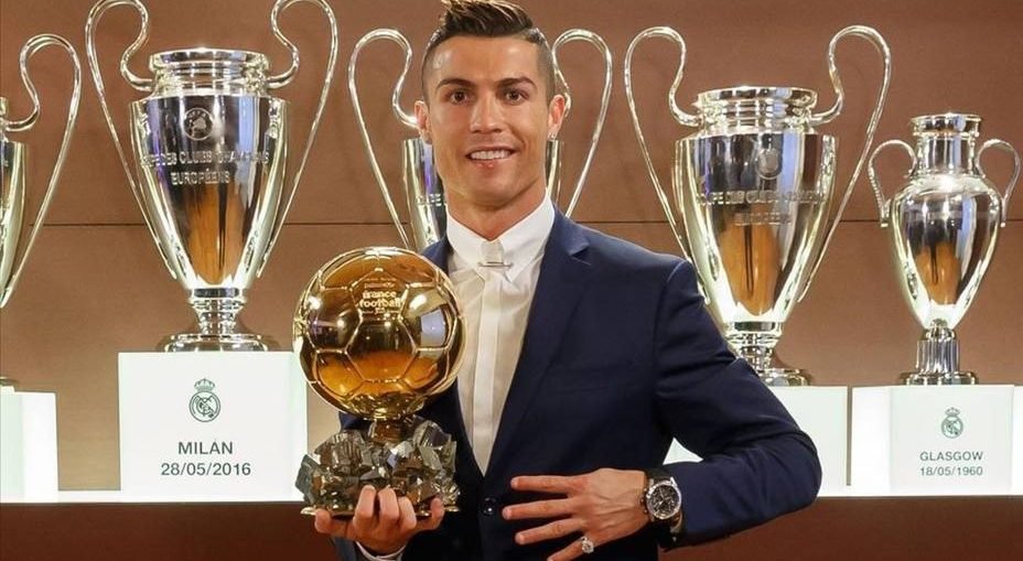 RadioLaCaliente's tweet photo. #DeportesCaliente
Un año redondo para Cristiano
Cristiano completa un 2016 repleto de títulos individuales y colectivos. https://t.co/gnwEkKaTS8