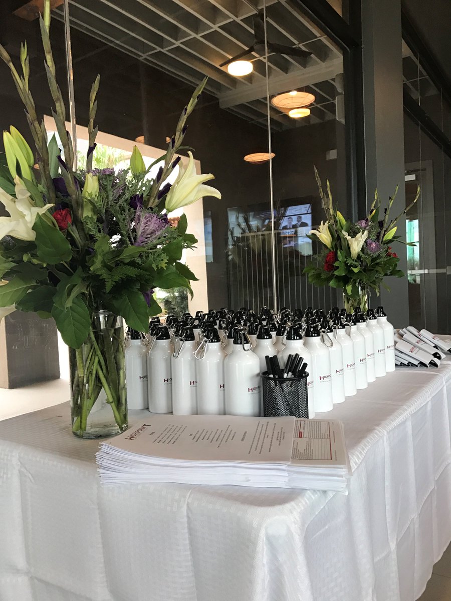 Highpoint650's tweet image. Setting up for the @nearsouthside member breakfast. Super excited to be hosting this event! Thanks @GBoswellFlowers for the arrangements!