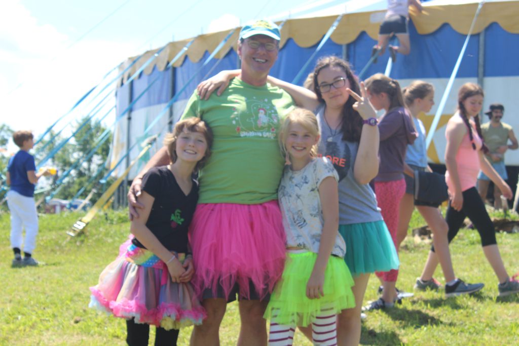 CircusSmirkus's tweet image. 2017 Smirkus Camp Scholarships smirkus.wordpress.com/2017/01/10/201…