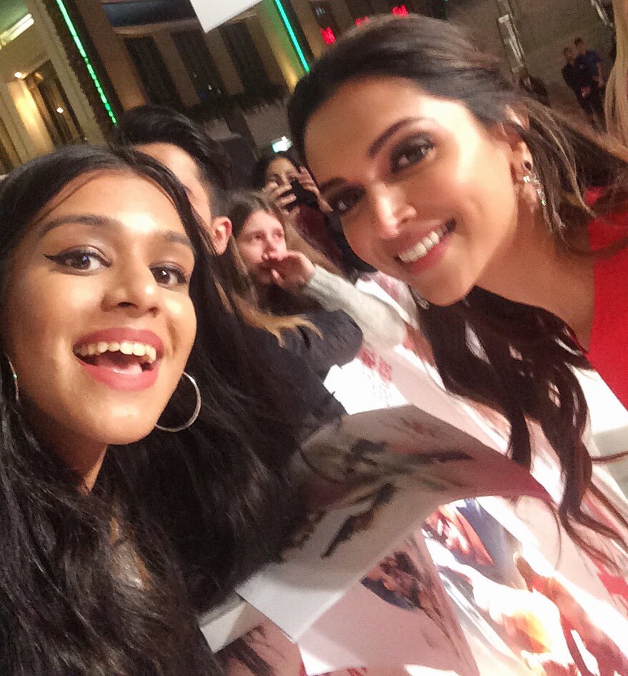 Nisha__x's tweet photo. My life is complete. Met the Queen and my Idol 👑 Thank you so much @deepikapadukone for everything. So surreal! #xXxPremiere ♥️😍✨💯 https://t.co/ggT2HgxfQG