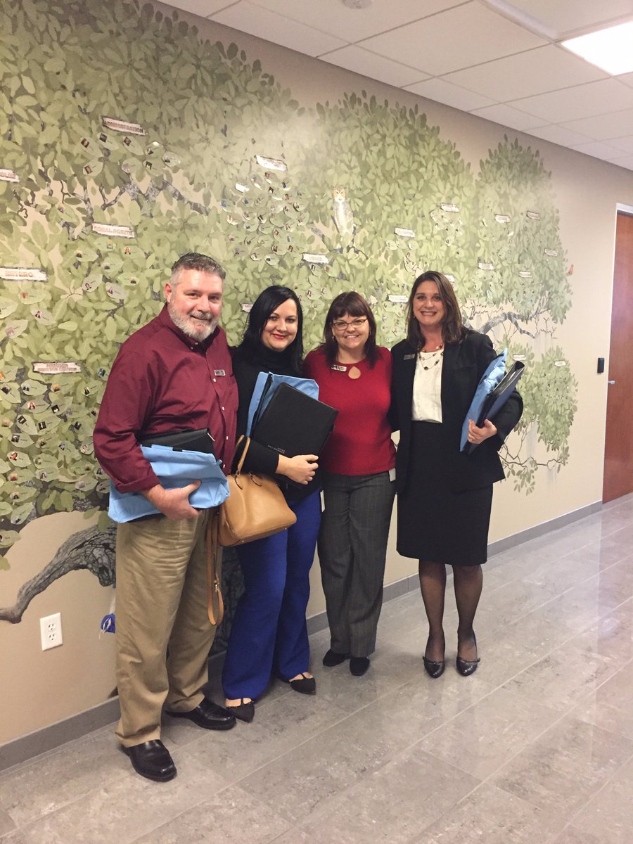 AchievaCU's tweet photo. Congratulations to our talented group of new hires! #graduationpose https://t.co/1Dn4jdQNrM