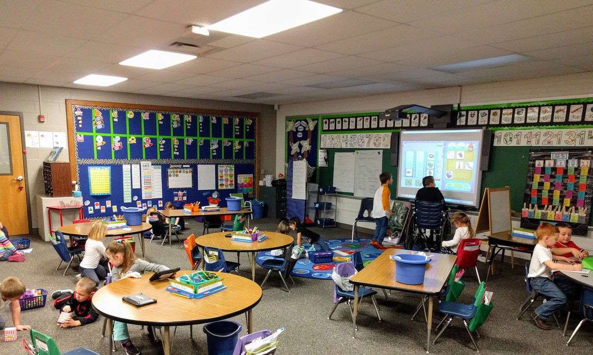 McGibbonMCS's tweet photo. @MrsRothKG Your kiddos were hard at work today during math centers! They really 'worked' it! #ActiveArgylls #WeAreMG https://t.co/1TTv3IfPIs