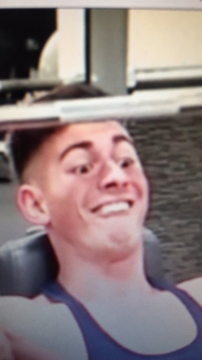 Gatlin_TV's tweet image. #askcensor WHO did you think of right here?