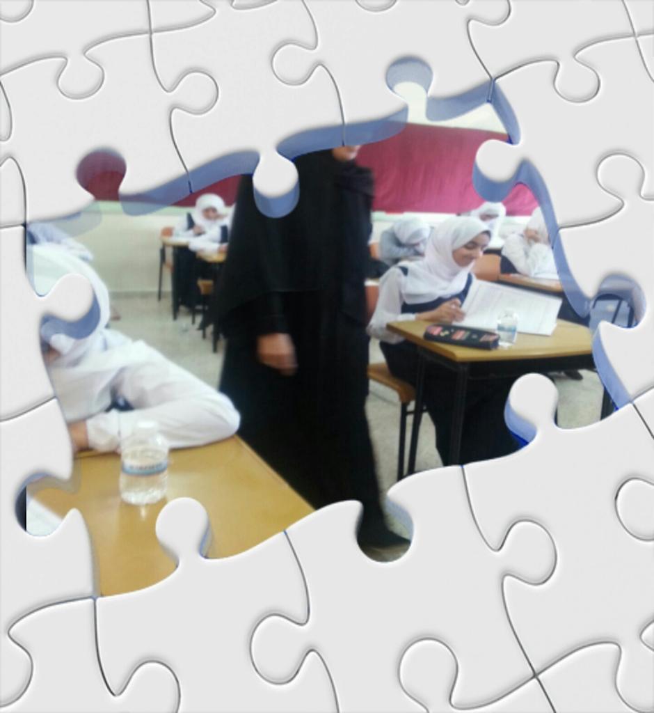 متابعة مشرفة مادة اللغة العربية،الأستاذة نائلة البادي سير اختبار الحادي عشر اليوم 10 يناير 2017 في مدرسة صحم العطاء.
          🌱عطاءٌ يتجدد🌱