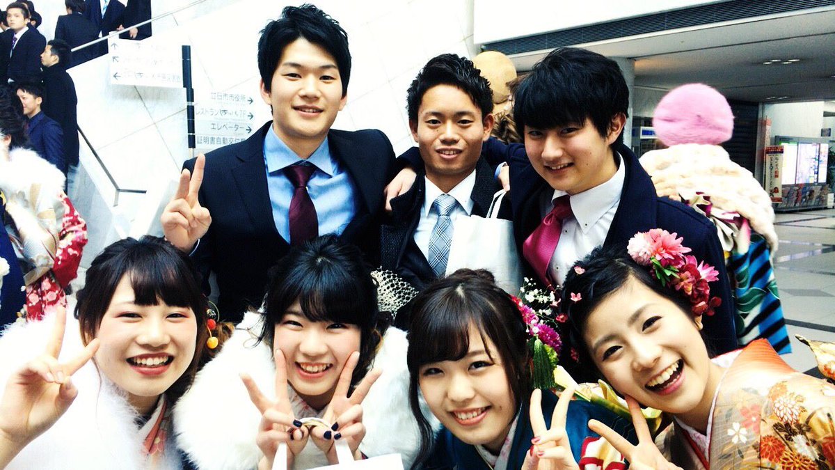daiki_k1001's tweet photo. 地元に帰って、久々に会えて良かった！！！！！
また成人式で集まろう！！ https://t.co/uSJouKZ6hh