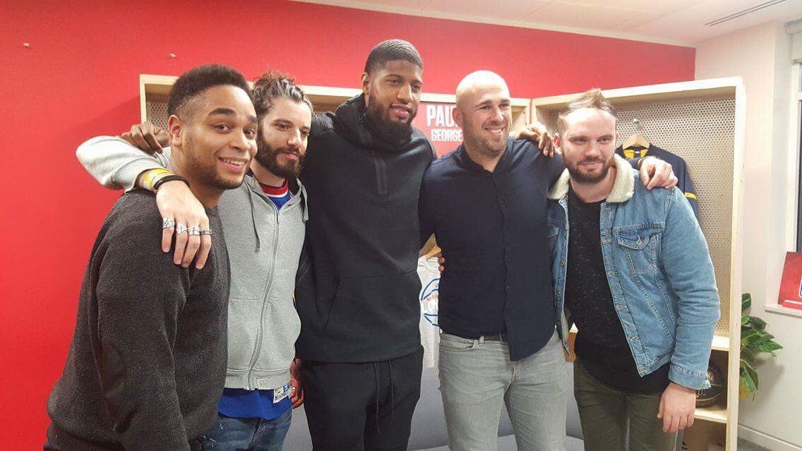 FirstTeam101's tweet photo. Hello Paul Geoooorge dans les locaux de la NBA pour @2KFrance !
@NBAFRANCE #NBAGlobalGames #NBALondon https://t.co/NcF0frBwZF