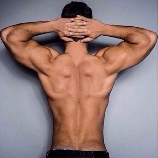 Muscular backs 😍