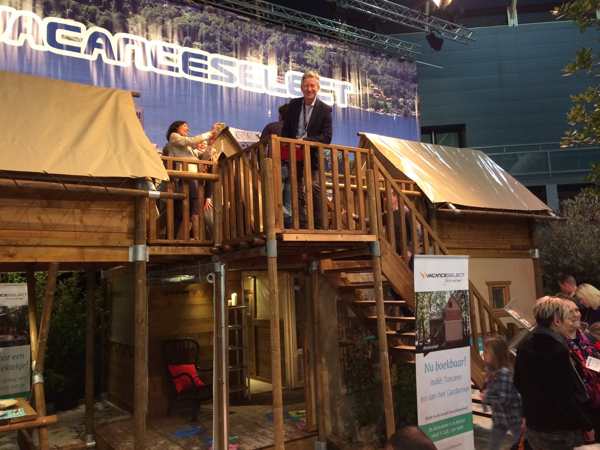 huurtent's tweet image. #vandaag veel #inspiratie op #vakantiebeurs #tenten en #glampinginspiratie #airdreamer #topper huurtent.nl/accommodatie/v…