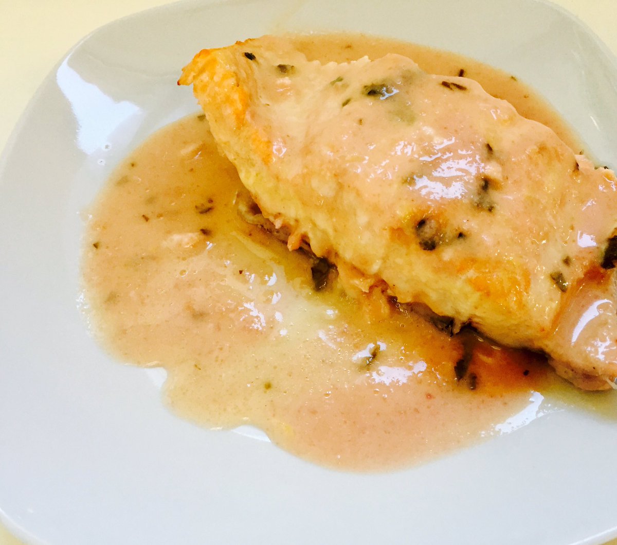 Receta de escándalo para cocinar el salmón! bit.ly/salmonsalsanar… #cenasparapeques #salmón #cenasfácilesysanas