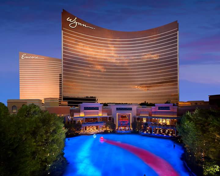 FutureFreedom_'s tweet photo. Book your next #Vegas #Getaway with us and experience what #VIP treatment is all about. #VIPGetaways #Vacations https://t.co/wRz9gNRm11