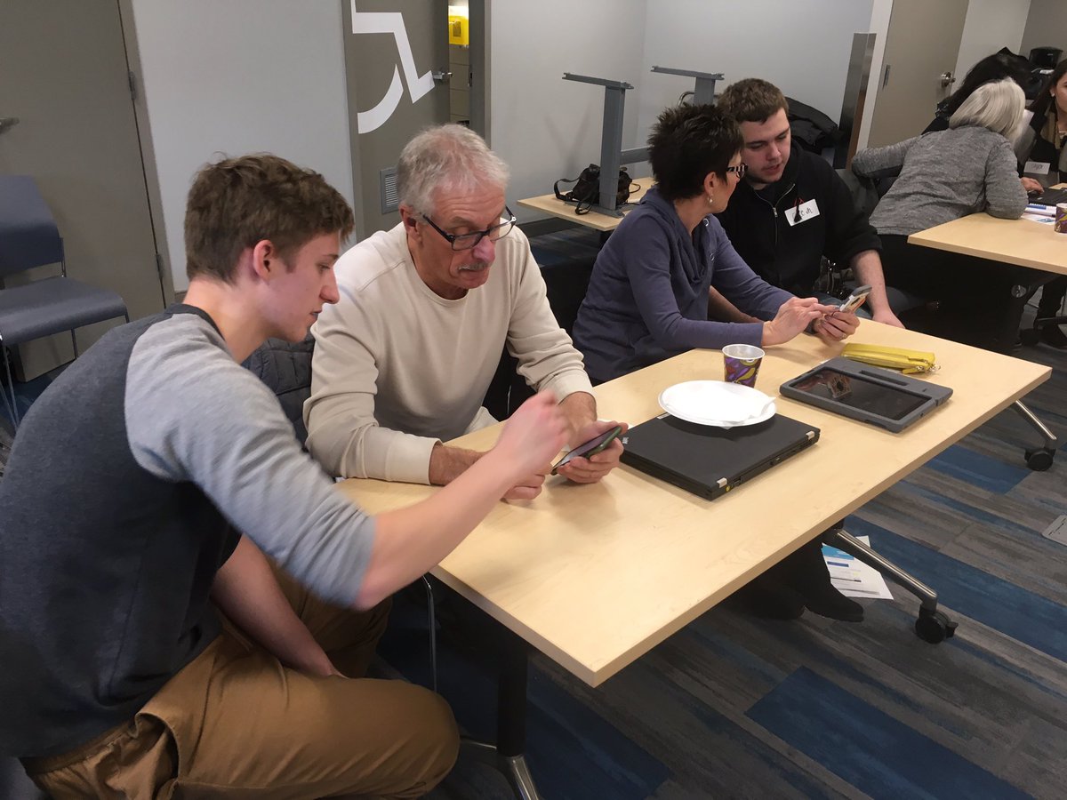 MrMcFarlen's tweet photo. Today our #BST30 Ss delivered a Social Media for Seniors session at @OfficialRPL - HUGE thanks to everyone who came out! https://t.co/duTNVHOmVT
