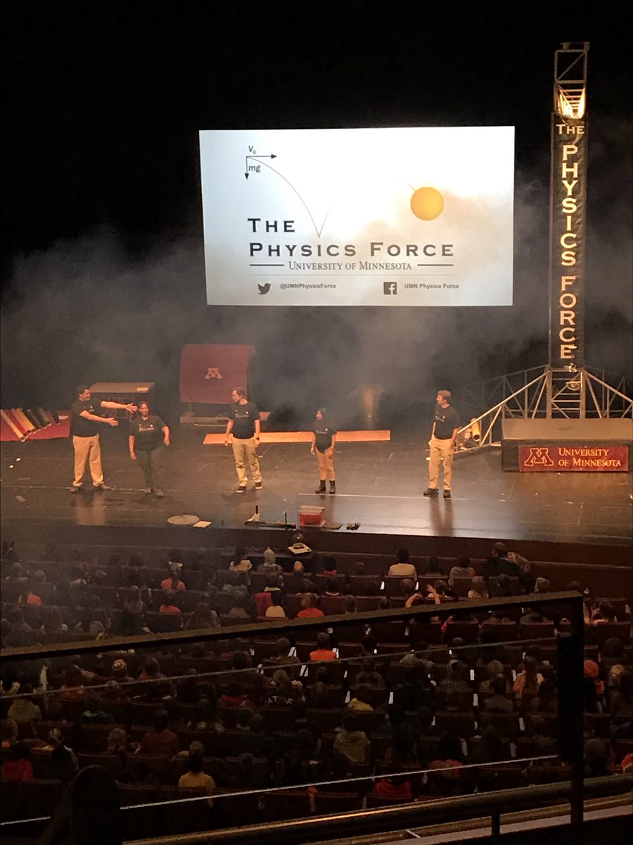 MissAlderman88's tweet image. Ready for a great show #physicsforce #sciencerocks