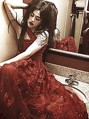 — ᴀ ᴿᴼˢᴱ ʙʏ ᴀɴʏ ᴏᴛʜᴇʀ ɴᴀᴍᴇ ᴡᴏᴜʟᴅ sᴍᴇʟʟ ᴀs ˢᵂᴱᴱᵀ.