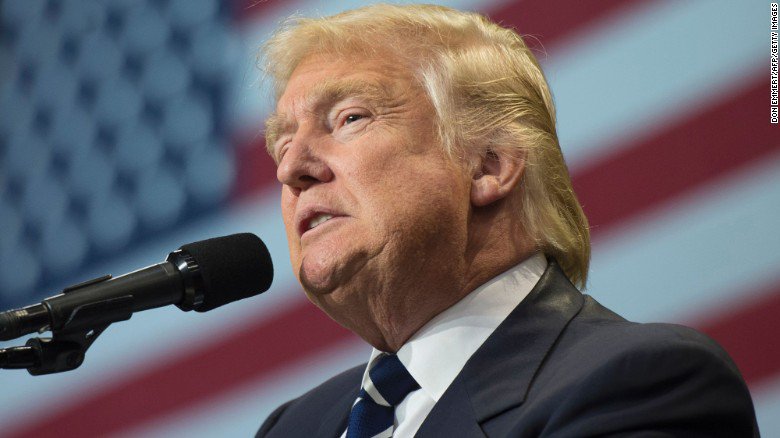 CNN's tweet image. A majority of Americans disapprove of President-elect Donald Trump&apos;s handling of his transition, a new poll finds cnn.it/2jAbzQB