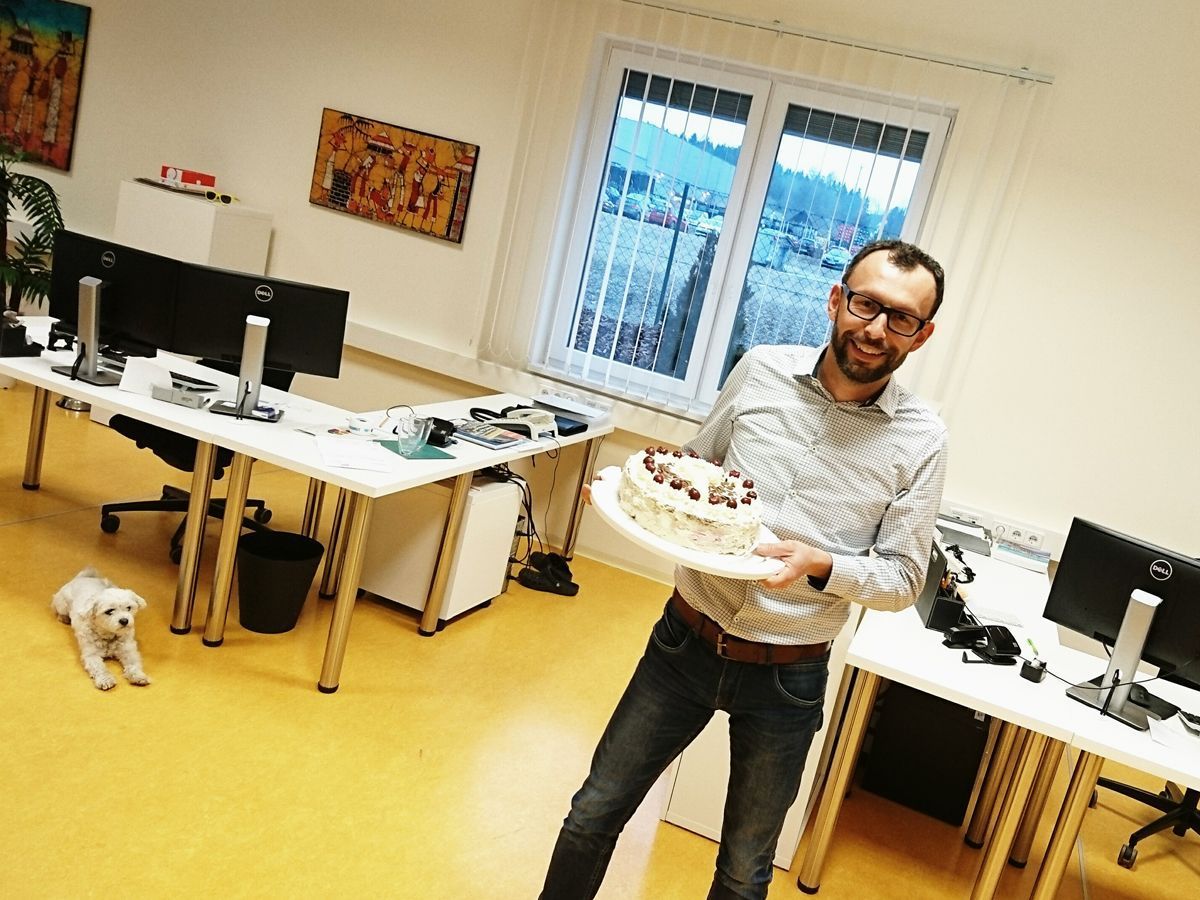 PMwaterpumps's tweet photo. Happy Birthday GERHARD - our employee of the year 2016! https://t.co/QmPWjX5Y6B