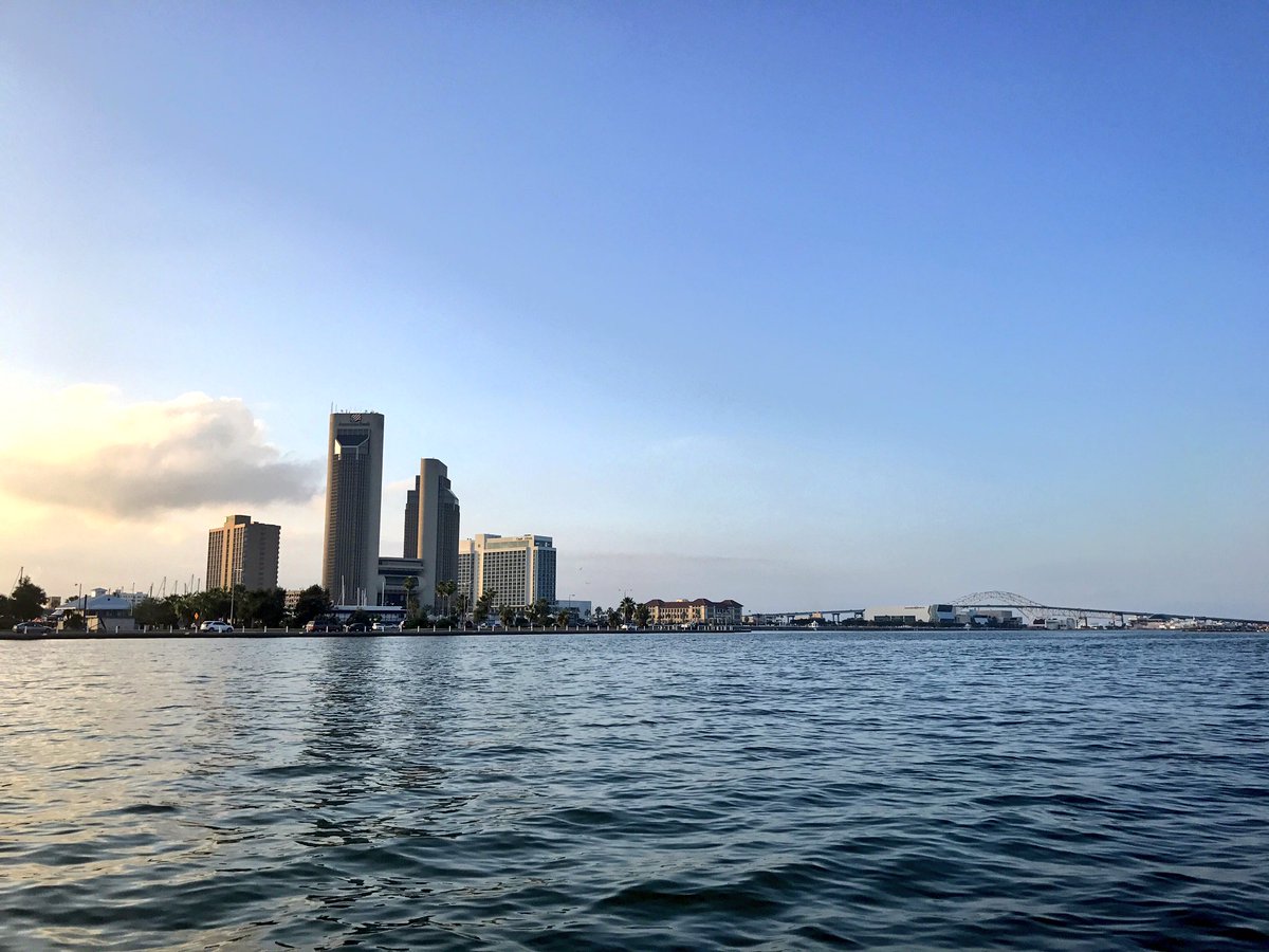 josuei's tweet photo. Corpus Christi appreciation post. #vivacc https://t.co/k1jMX7p4Yh