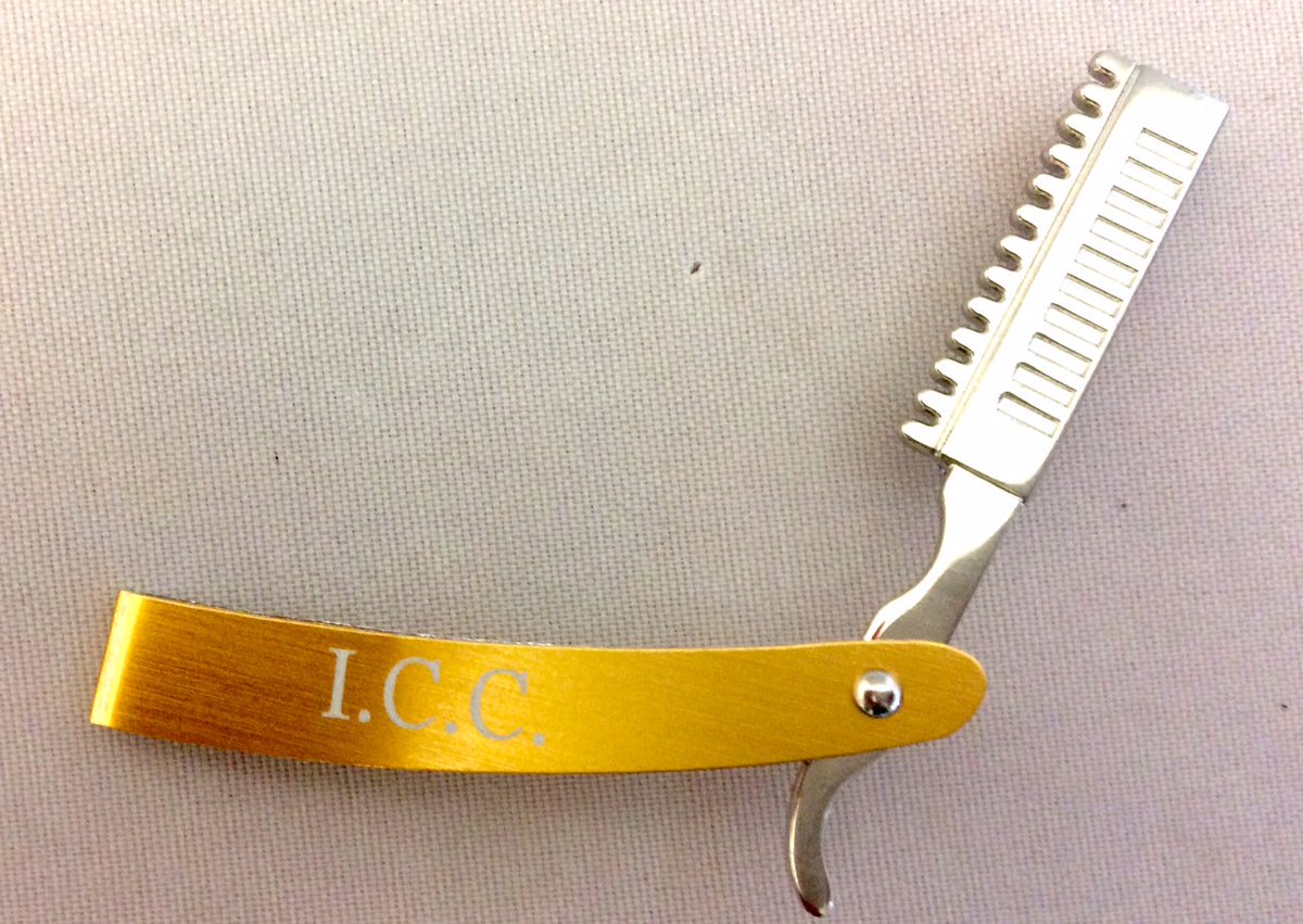 PinSource's tweet image. This #lapelpin design is truly unique. The sky is the limit if you want customize a lapel pin ! #custompin #sheers