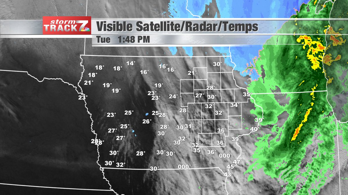WXSchnack's tweet photo. The colder air in western Iowa is heading east this this PM/Eve. Everything wet will freeze. Use caution on the roads and walking. https://t.co/NXX8SWzhnF