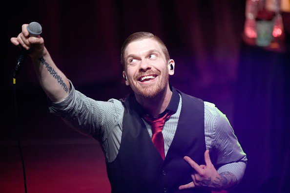 Happy Birthday to this rocker- Brent Smith we always enjoy you hitting our stage brother. Enjoy the day! 