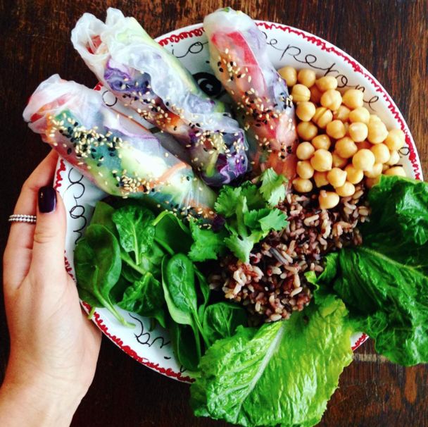 Buddha Bowls Are 2017's Açaí Bowl, and Here Are the Best Recipes bit.ly/2je0v8F Your go-to bowl is about to get a lot tastier...