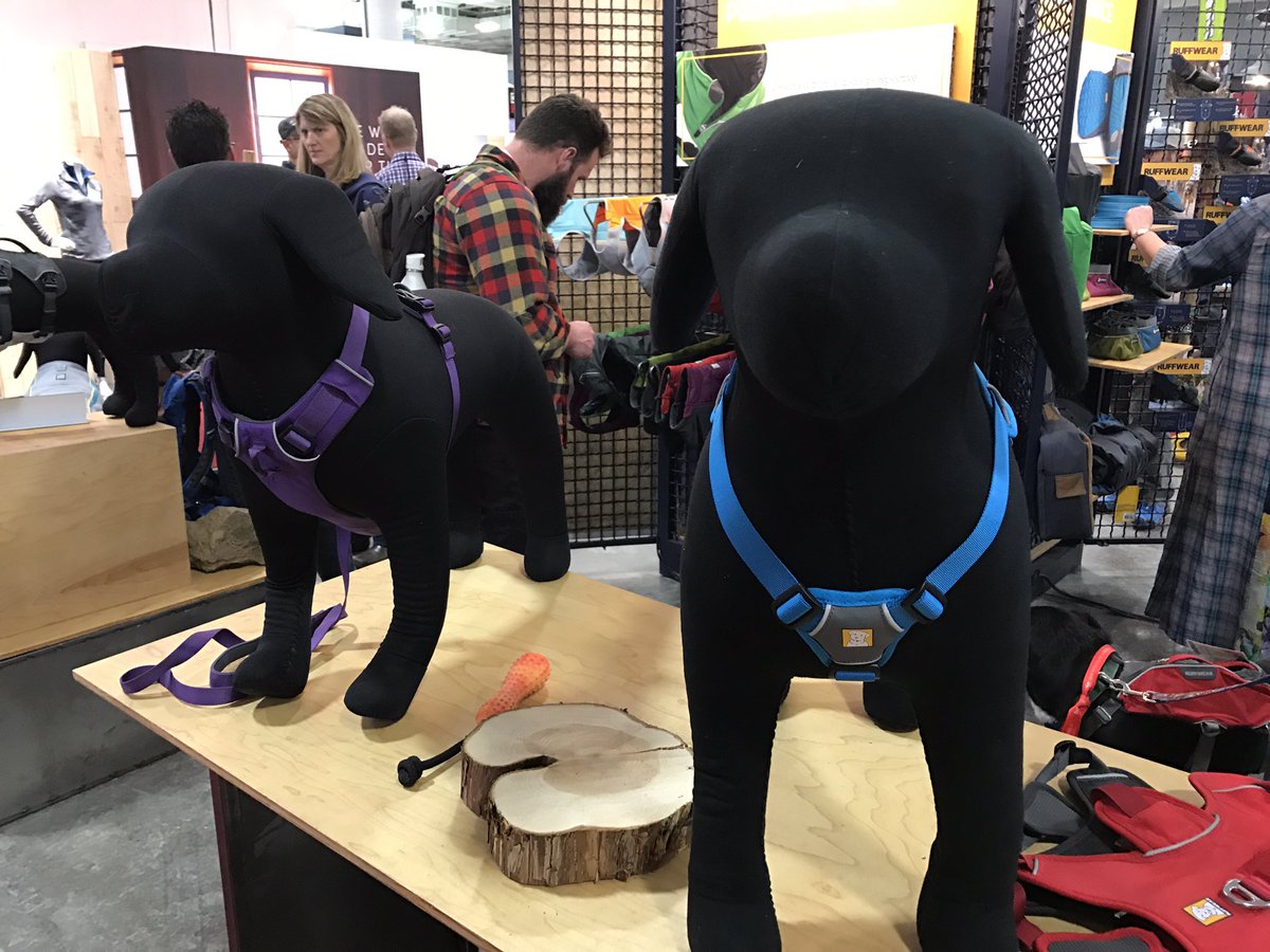 TradeShowCritic's tweet photo. Ahhh, glad to see @ruffwear brought the twins! Even if they do look a little like arch-villain venom hellhound puppies #ORshow #dog #copilot https://t.co/mepYnChUkl