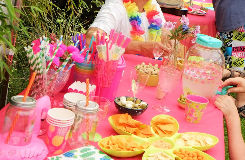 InePanis's tweet photo. 10 tips for a Pinterest worthy Garden Party https://t.co/rPYFemkikU https://t.co/2i2GiCAfh9