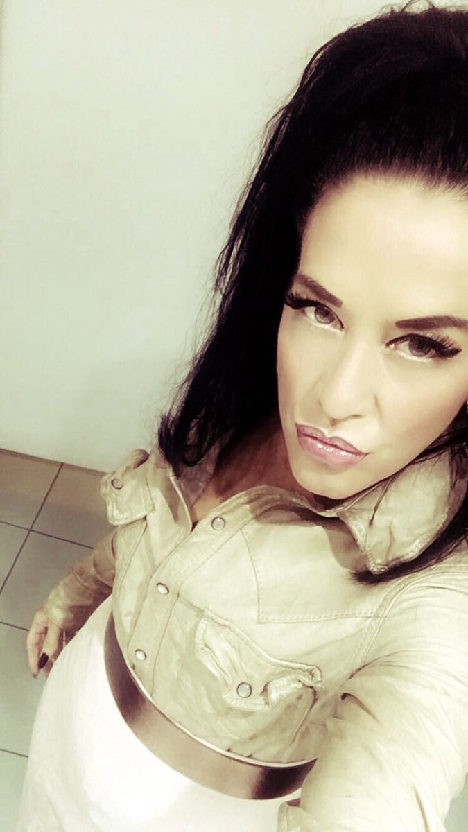 sarahsteele24's tweet photo. #TroutPout 😝 https://t.co/T8iM8CNSlG