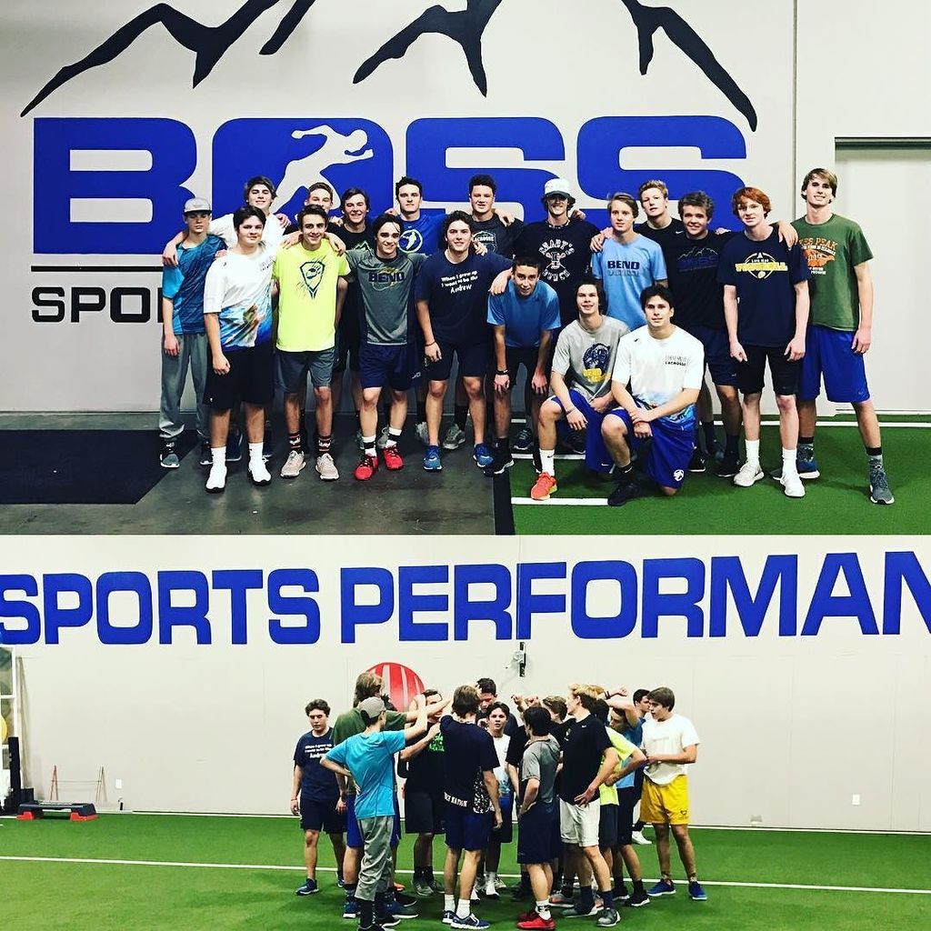 KevinBossman's tweet photo. Past and present Bend High LAX athletes working hard together last night!! #lax #lacrosse #training #athletes #inbe… https://t.co/MCjw72nHhS